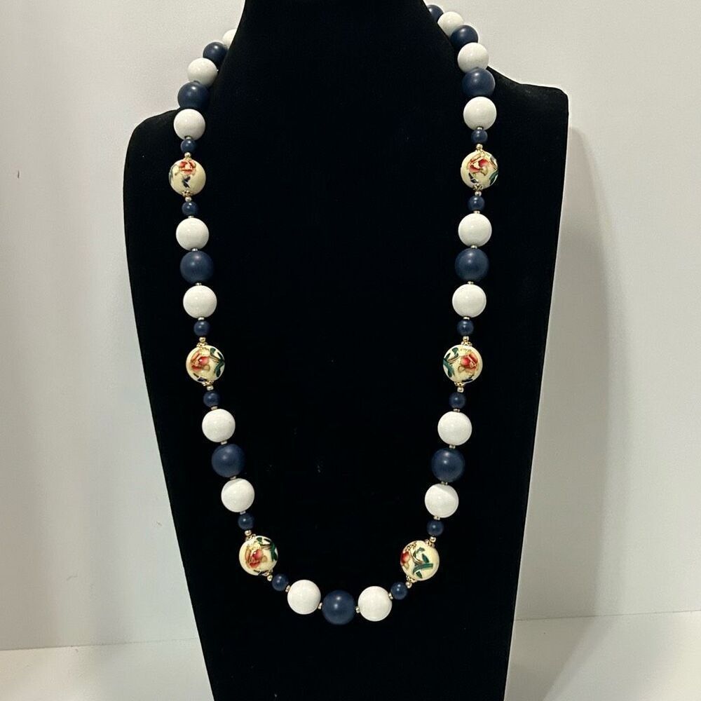 Vtg Japan Beaded Necklace 28” Blue White Hand Painted Wedding Cake Round Beads
